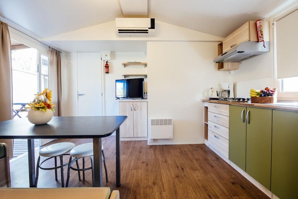 Zaton Holiday Resort Mobile Homes Nin Luaran gambar