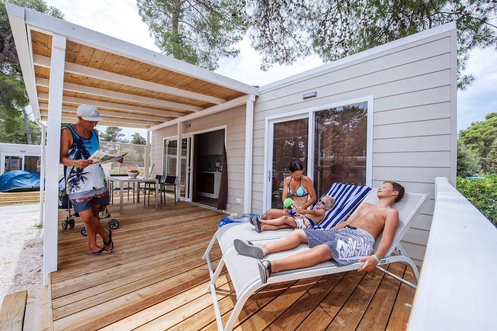 Zaton Holiday Resort Mobile Homes Nin Luaran gambar